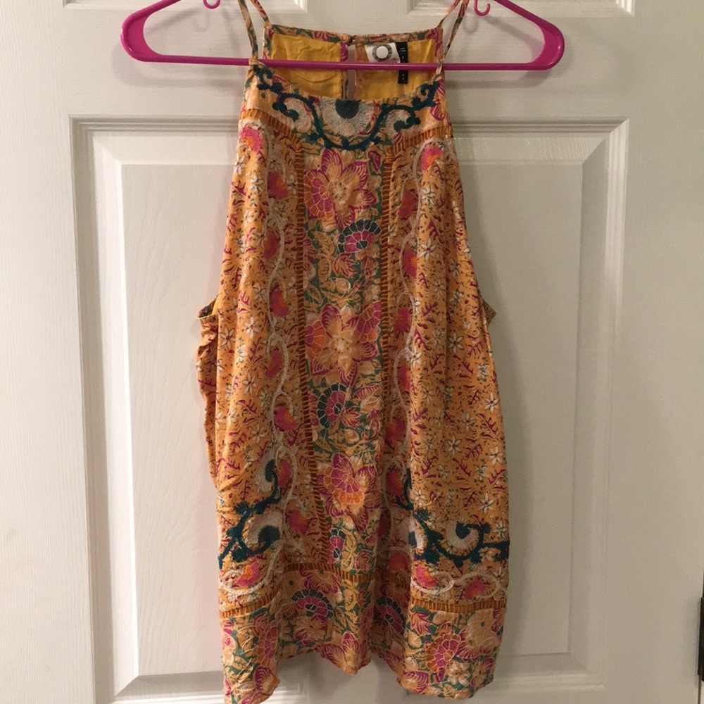 NWT Anthropologie Akemi + Kin Top